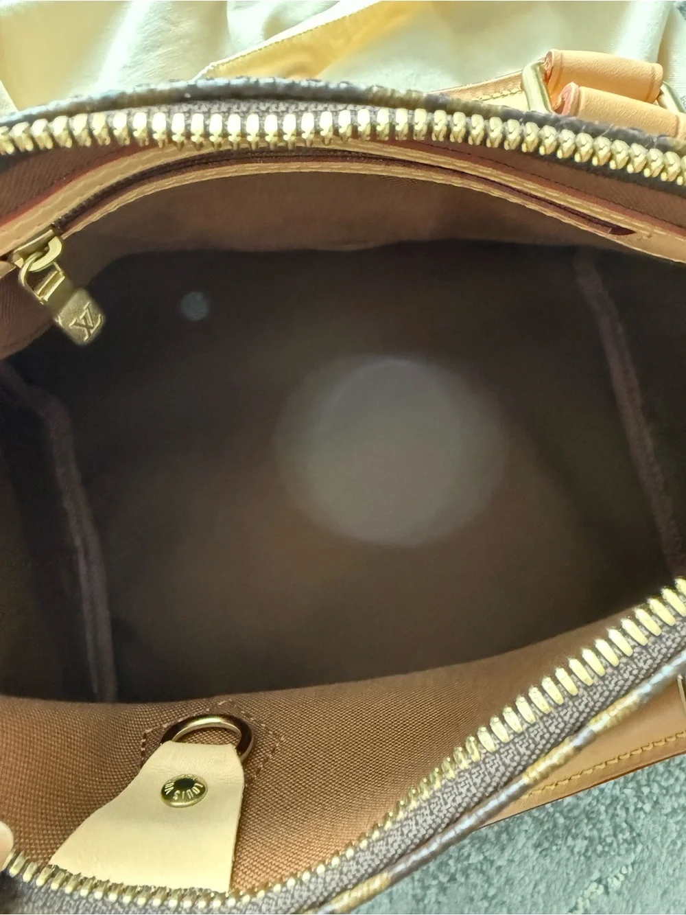 Louis Vuitton Monogram Speedy Bandoulière 25
